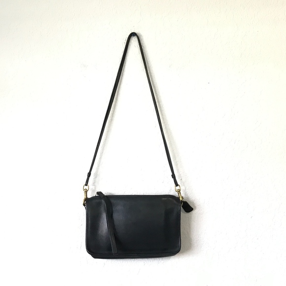 Coach Handbags - Vintage Coach Black Cross Body Leather Purse Bag